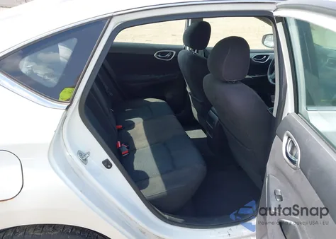 2014 Nissan Sentra Sr z USA, uszkodzony, nr VIN 3N1AB7AP4EL641586